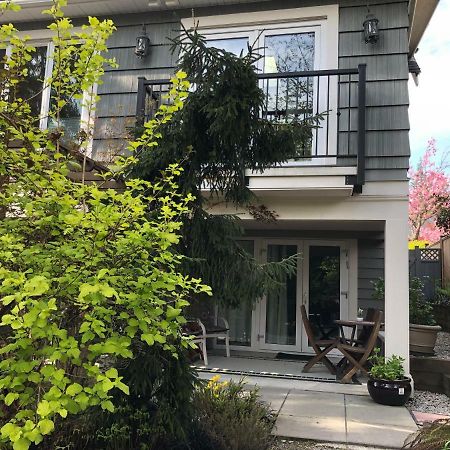 West Side 1Br Dunbar Garden Suite Vancouver Exterior photo