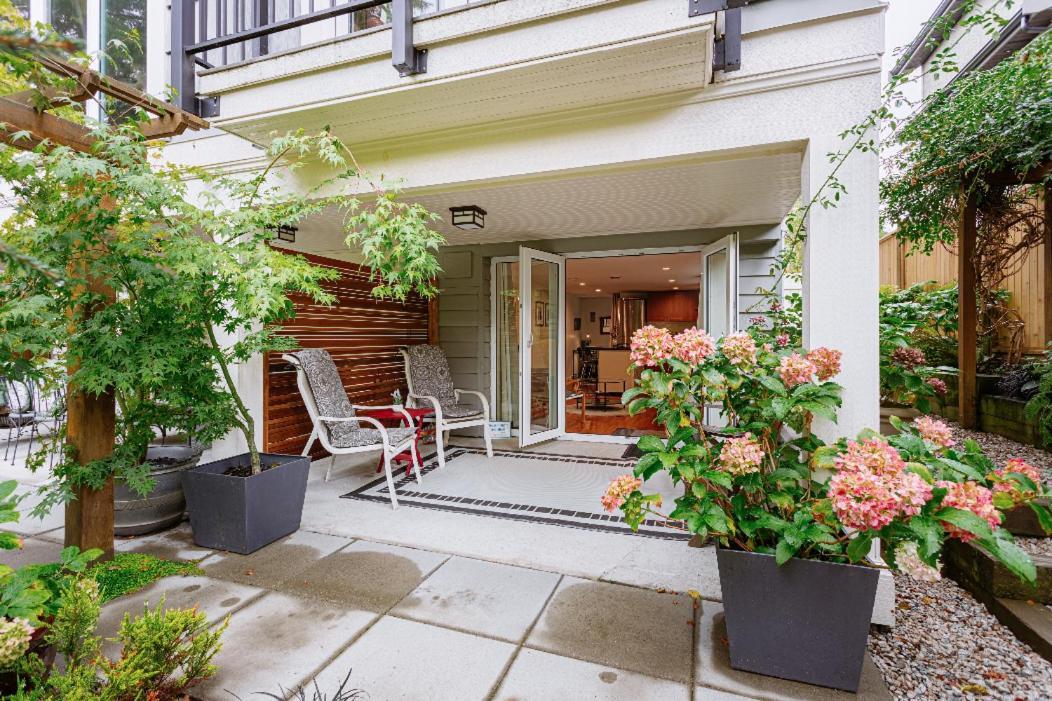 West Side 1Br Dunbar Garden Suite Vancouver Exterior photo